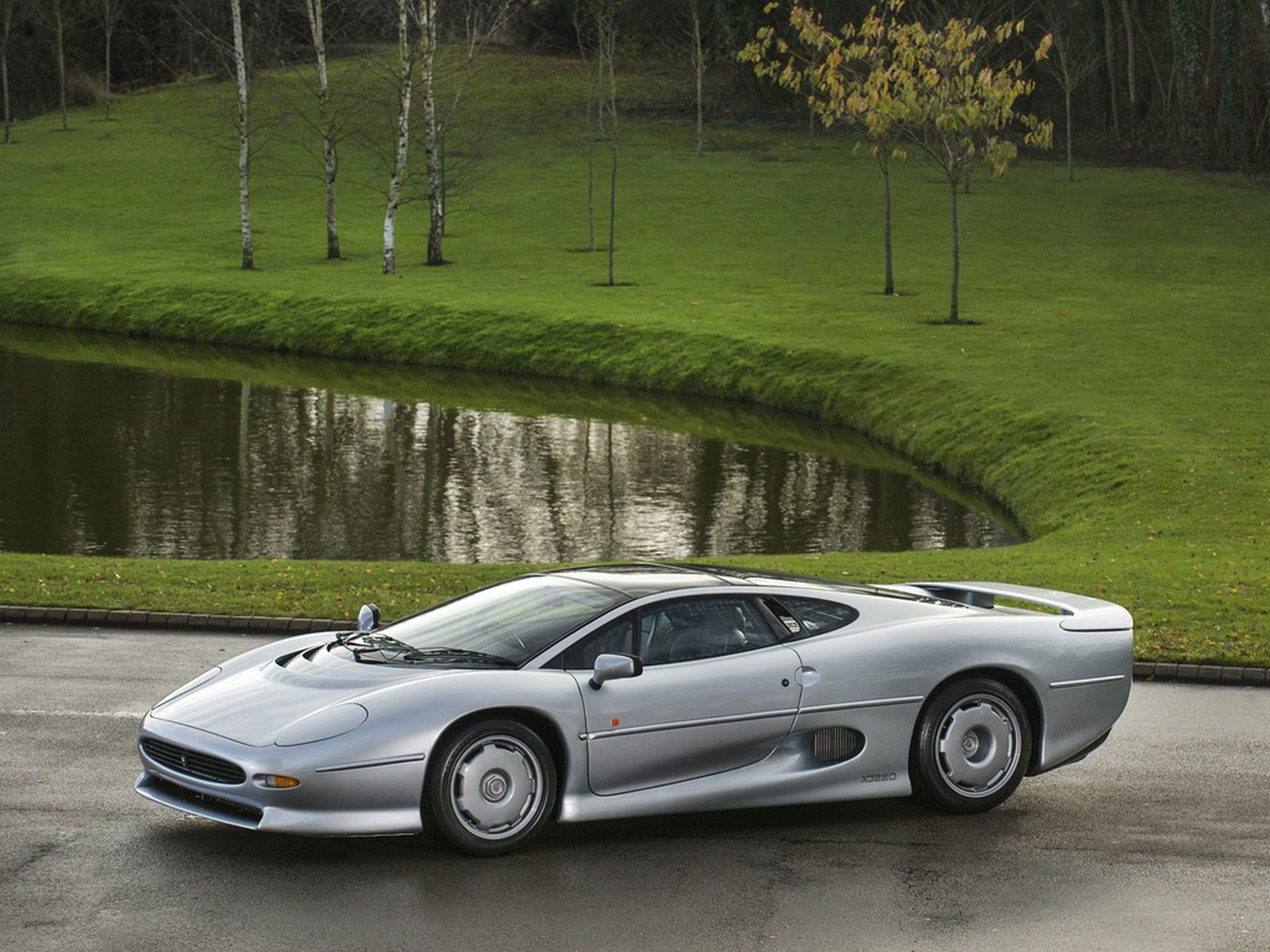 珍しい ジャガー XJ220 1991 グリーンメタリック 乗用車 - www