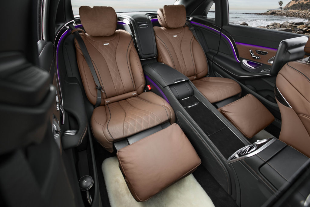 2016-Mercedes-Maybach-S600-rear-interior-seats