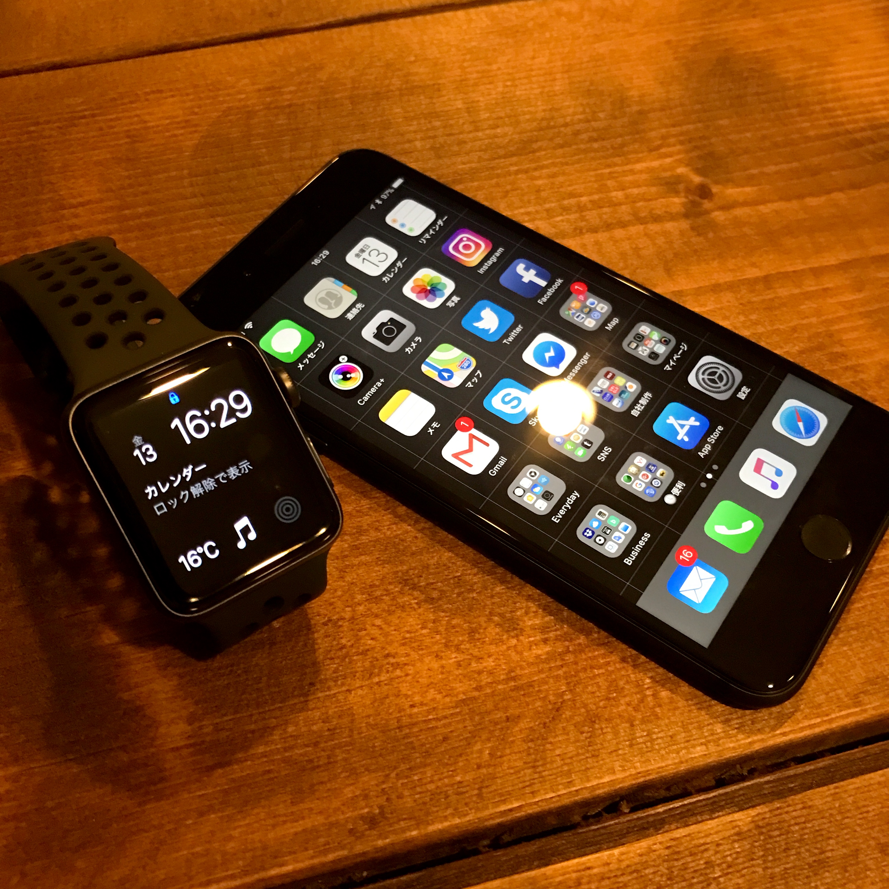 Apple Watch Series 3/iPhone 8 Plus/Apple TV 4K / Smooth Suzuki