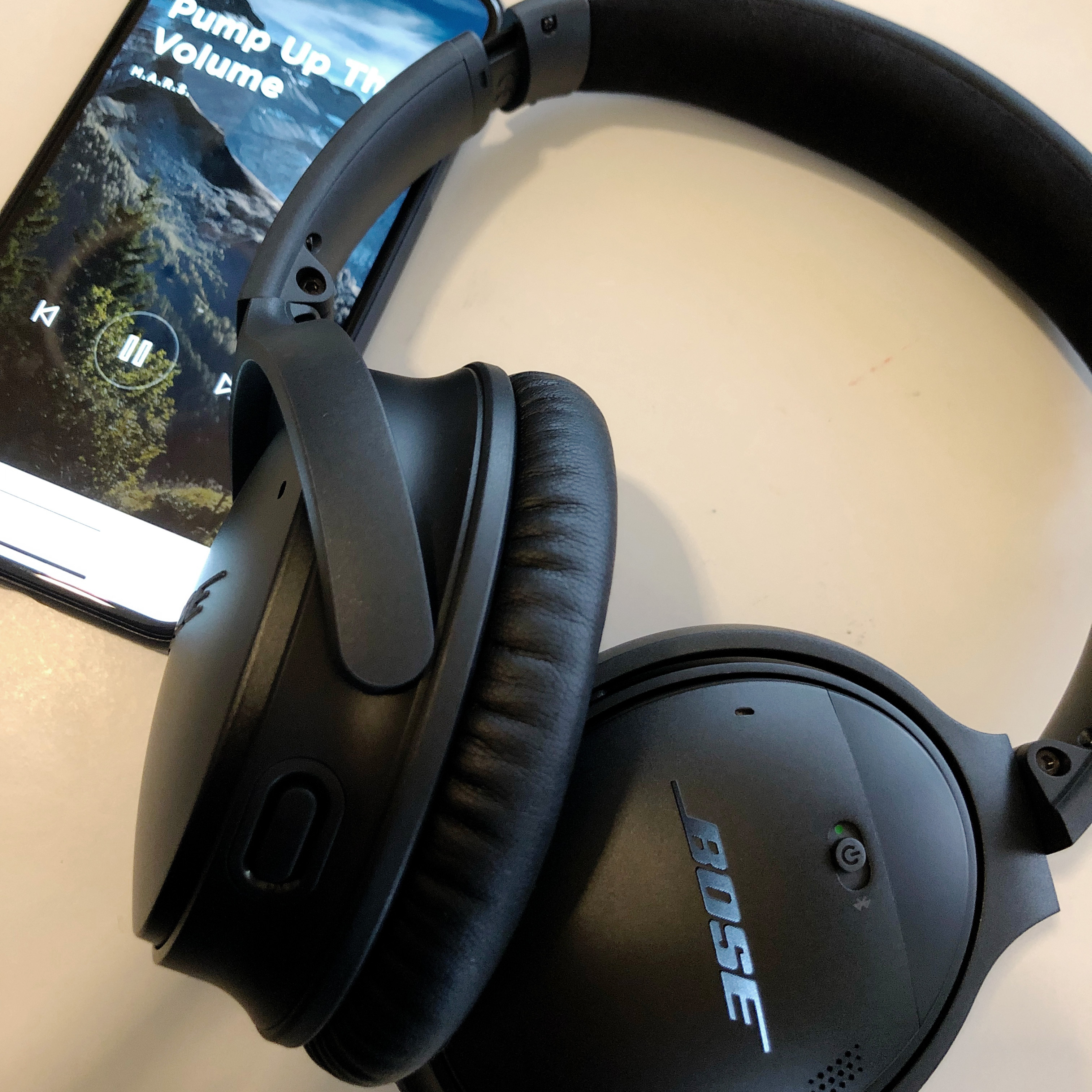 Bose QuietComfort 35 wireless headphones II / Smooth Suzuki / Ring Bose QuietComfort 35 wireless headphones II / Smooth Suzuki / Ring
