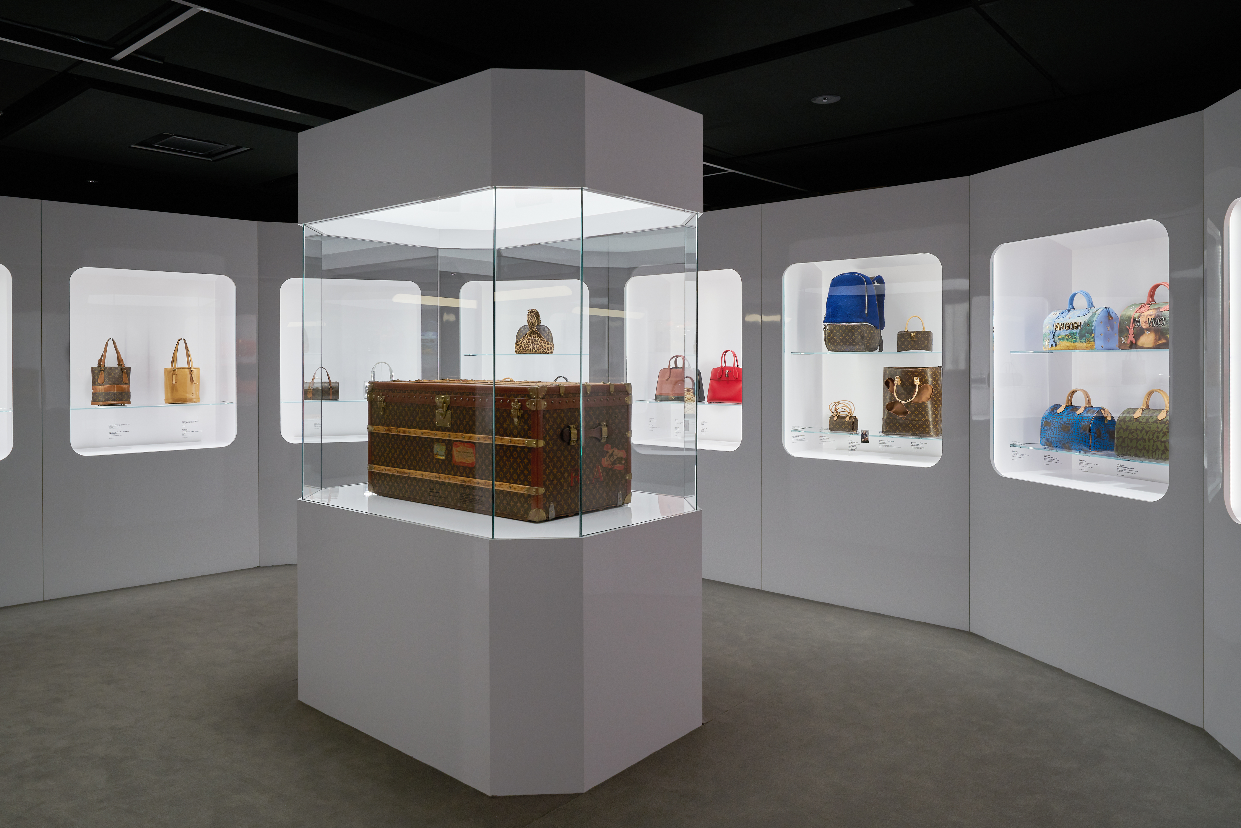 LOUIS VUITTON “TIME CAPSULE” EXHIBITION - Luxury RetailLuxury Retail