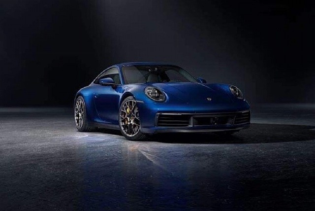 Porsche-911-2019-2