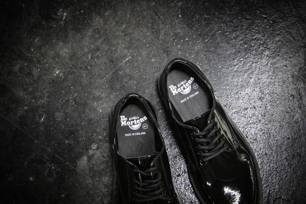 DR.MARTENS x FRAGMENTDESIGN The first collaboration shoes to be ...