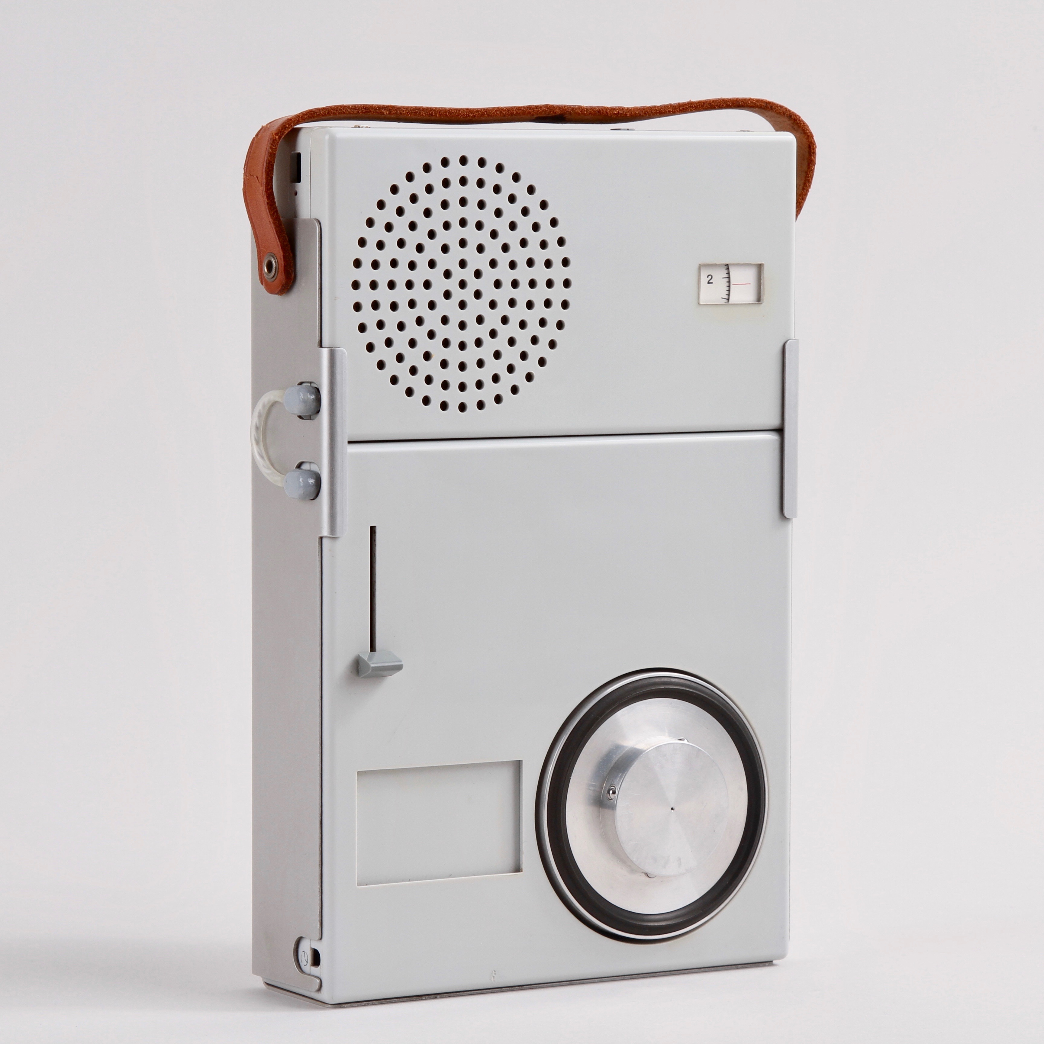 Fragment Design actualiza los relojes Braun de Dieter Rams - 25