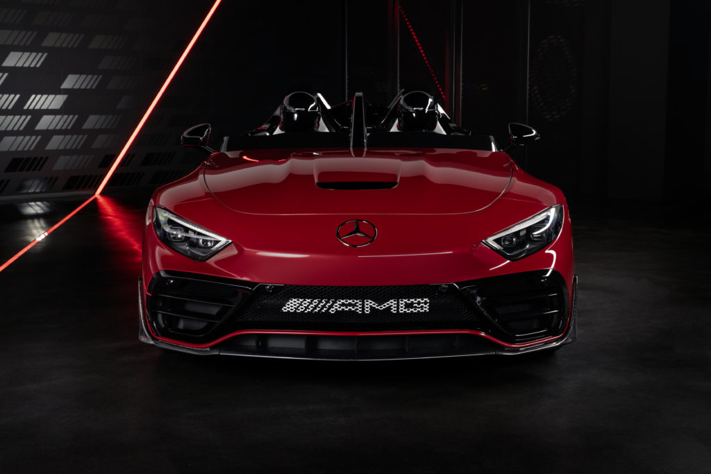 2024 / Concept Mercedes-AMG PureSpeed / Exterieurfarbe Le Mans Rot & graphitgrau Metallic 2024 / Concept Mercedes-AMG PureSpeed / exterieur color Le Mans red & graphitgrey metallic